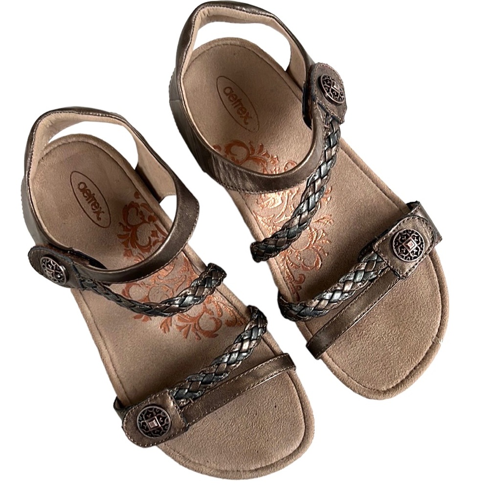 EUC Aetrex Leather Sandals Size 7 1/2